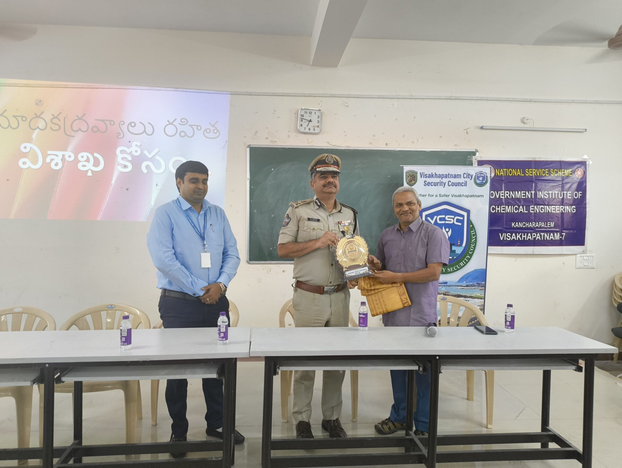 Dr. Shankabrata Bagchi IPS addressing students