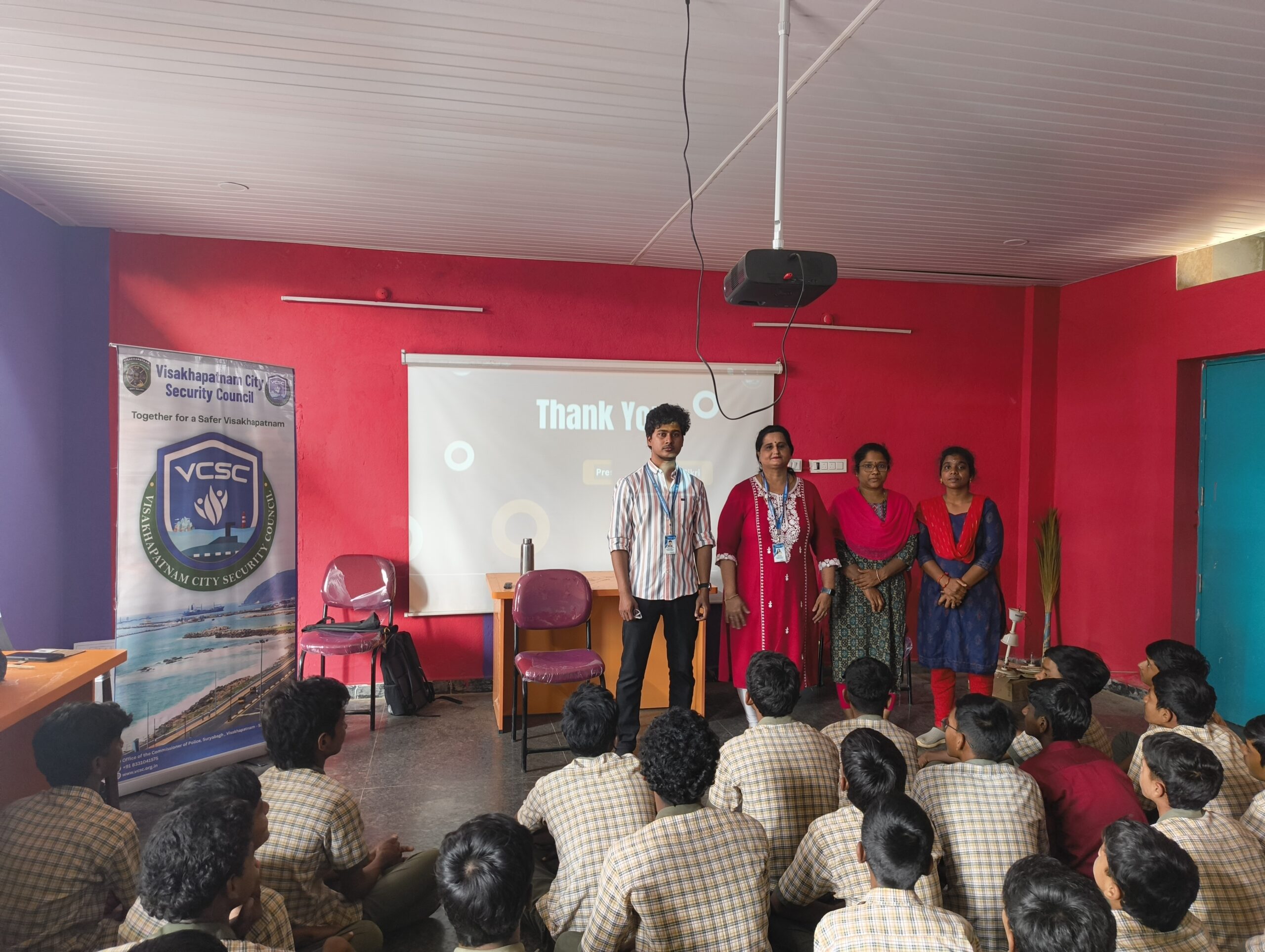 Group photo with students and VCSC team